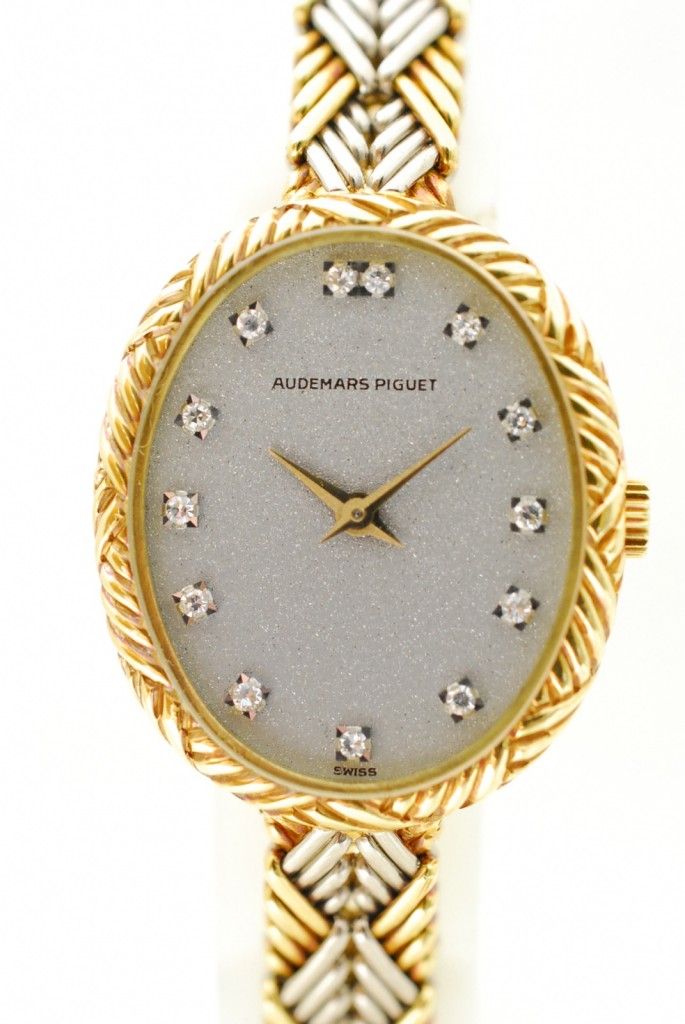 オーデマピゲ時計。スイスの高級時計もしっかり査定します。樟葉駅200秒の買取リサイクル。『質はしもと（有）橋本質店』